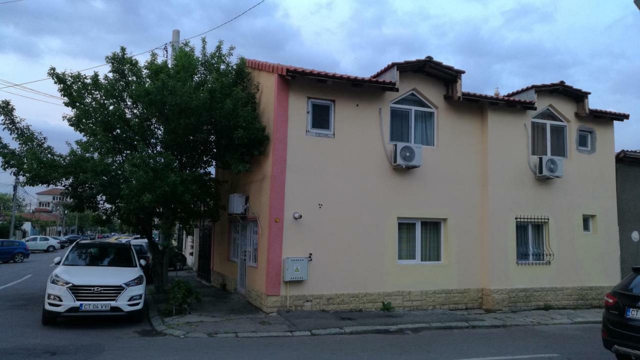 Cazare La Mare Vila Констанца Екстериор снимка